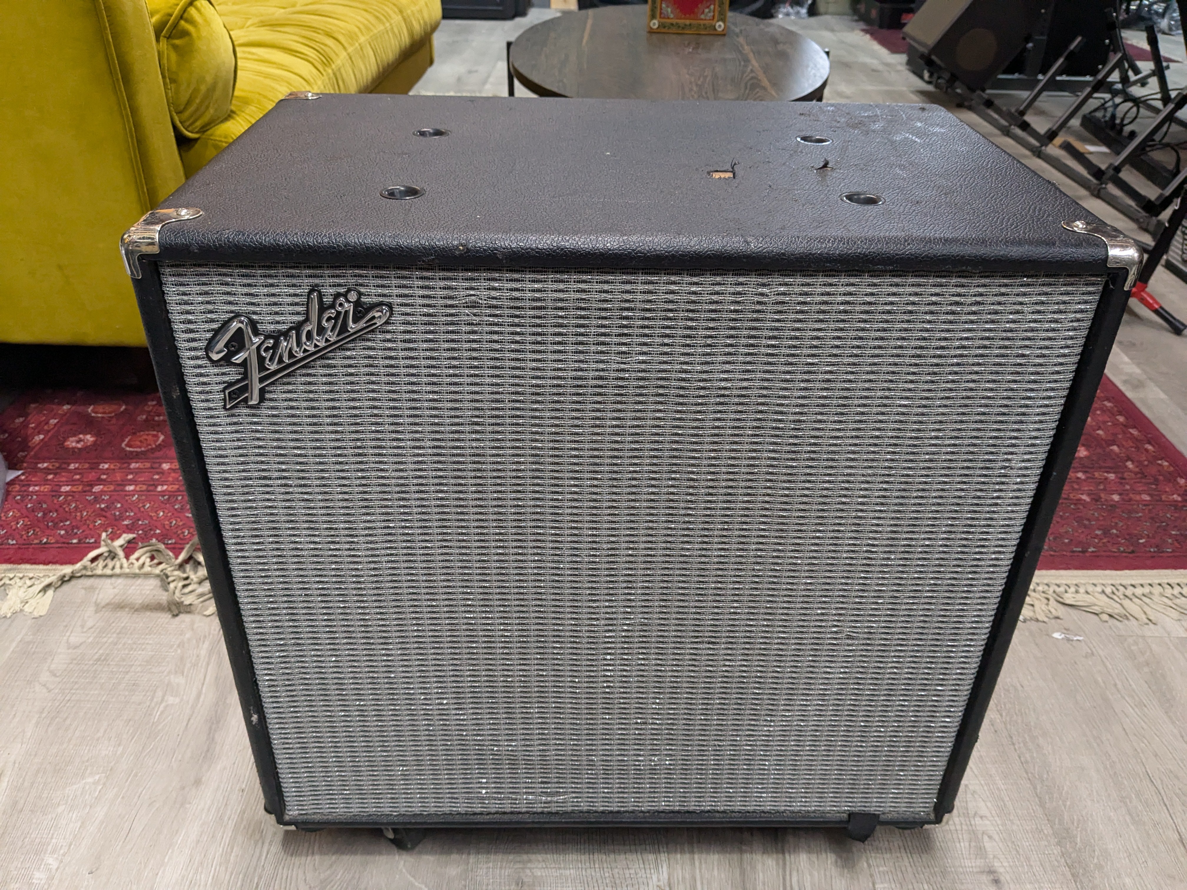USED Rumble 115 Cabinet, Black/Silver
