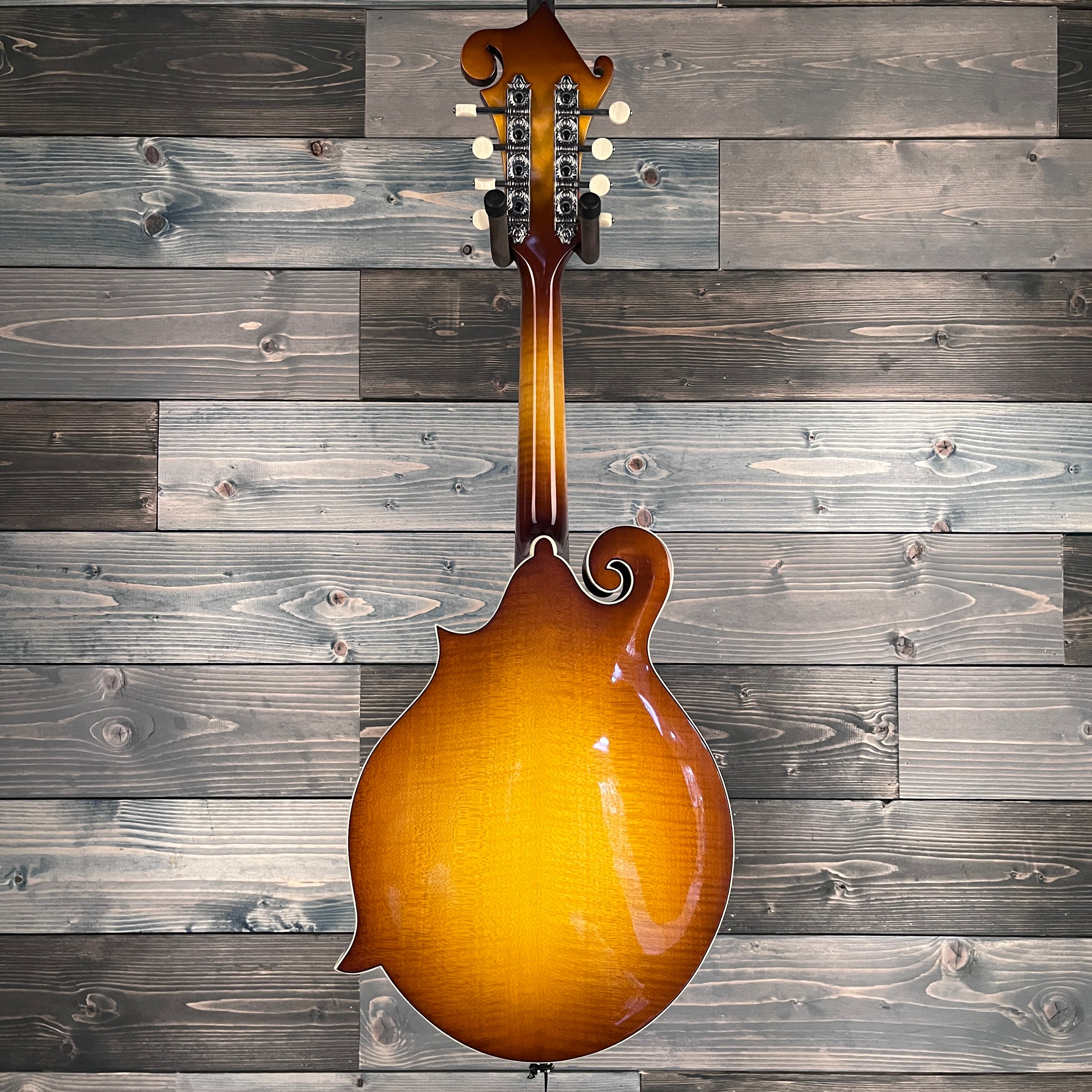 Eastman MD615 F-Hole Mandolin - Goldburst