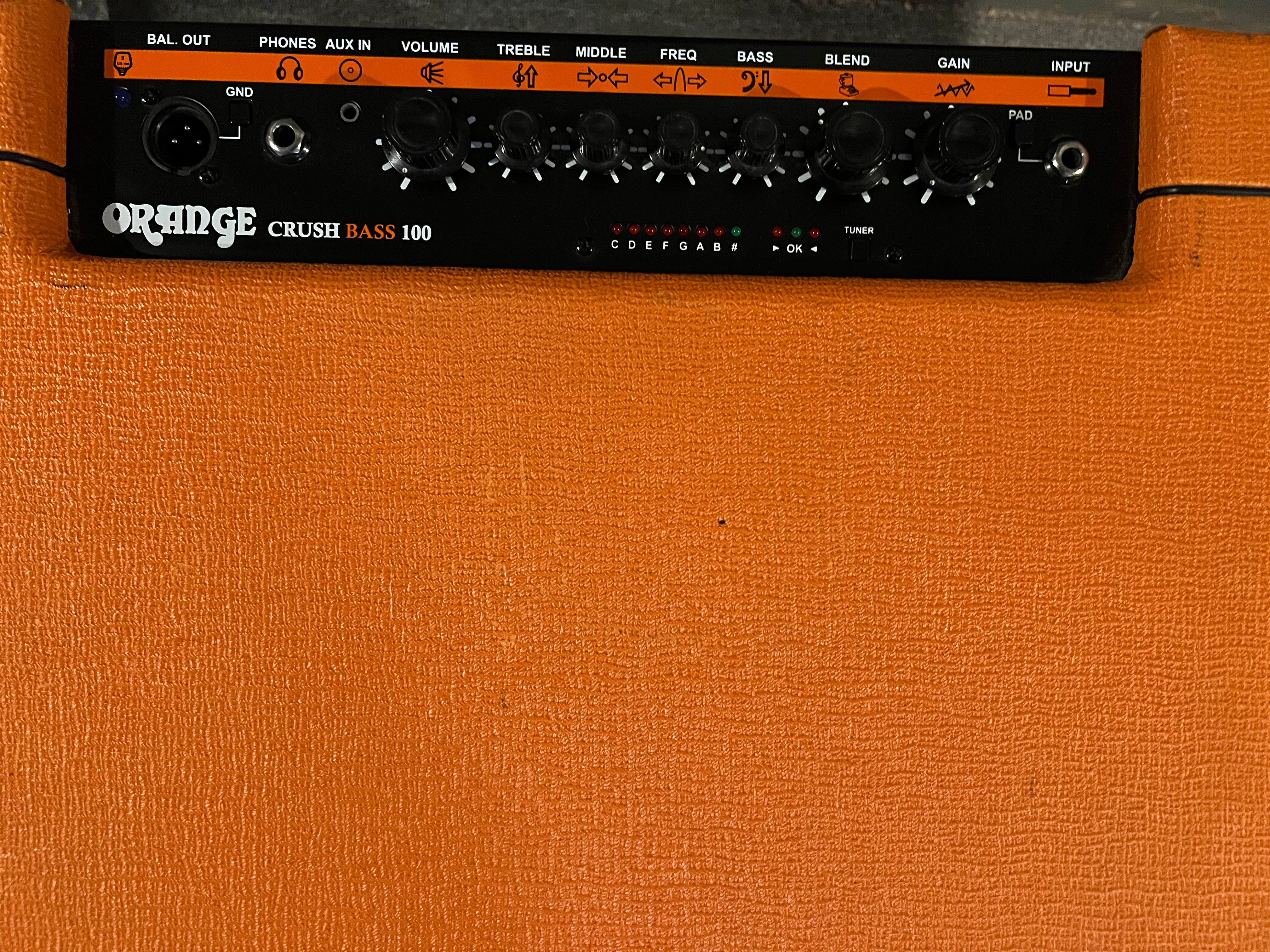 USED Orange Crush 100 Bass amp