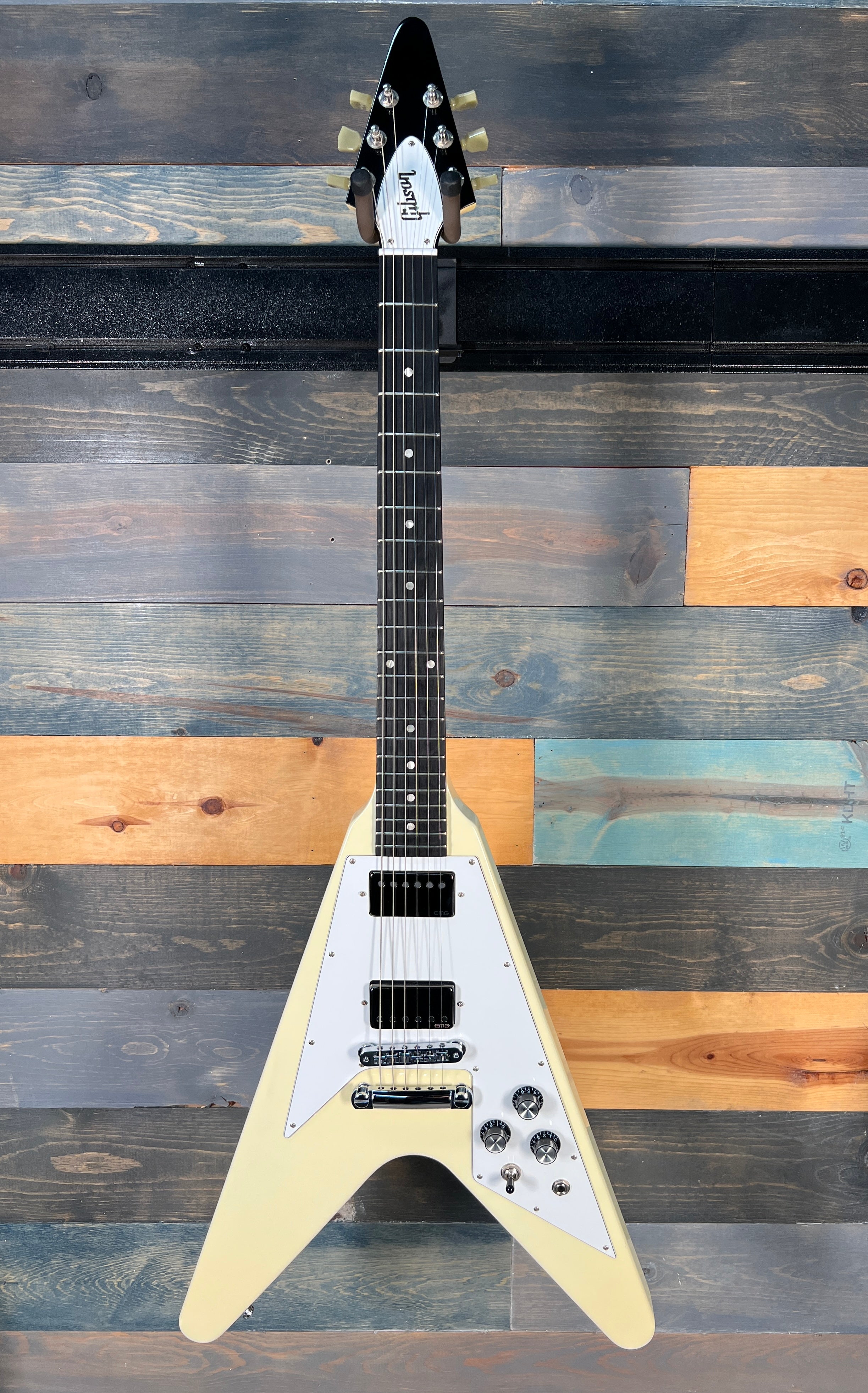 USED 2008 Gibson Flying V - Alpine White EMG HET SET