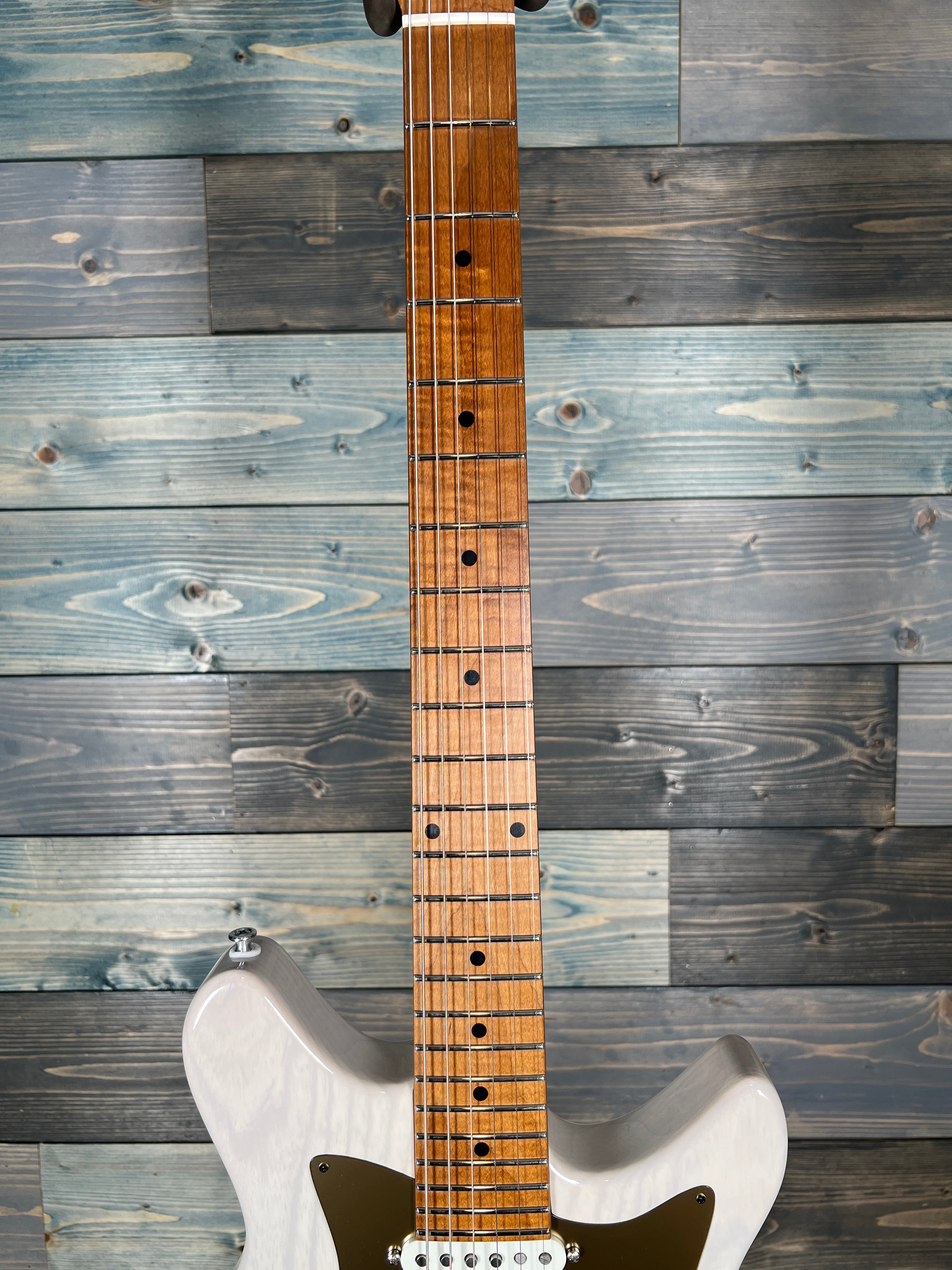 Eastman D'Ambrosio Series DC '54 Electric Guitar - Vintage White