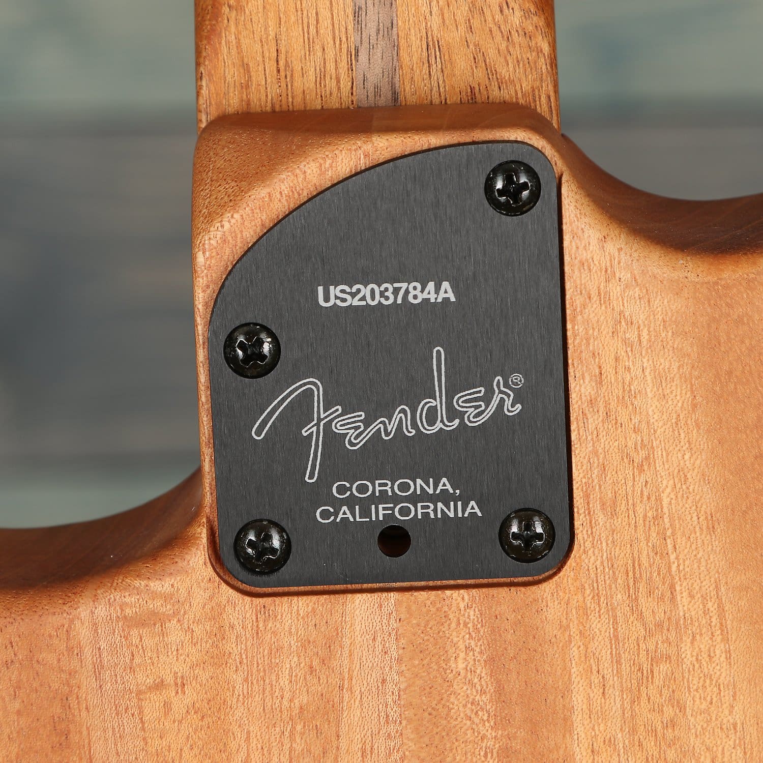 Fender American Acoustasonic Strat, Ebony Fingerboard, Transparent Sonic Blue