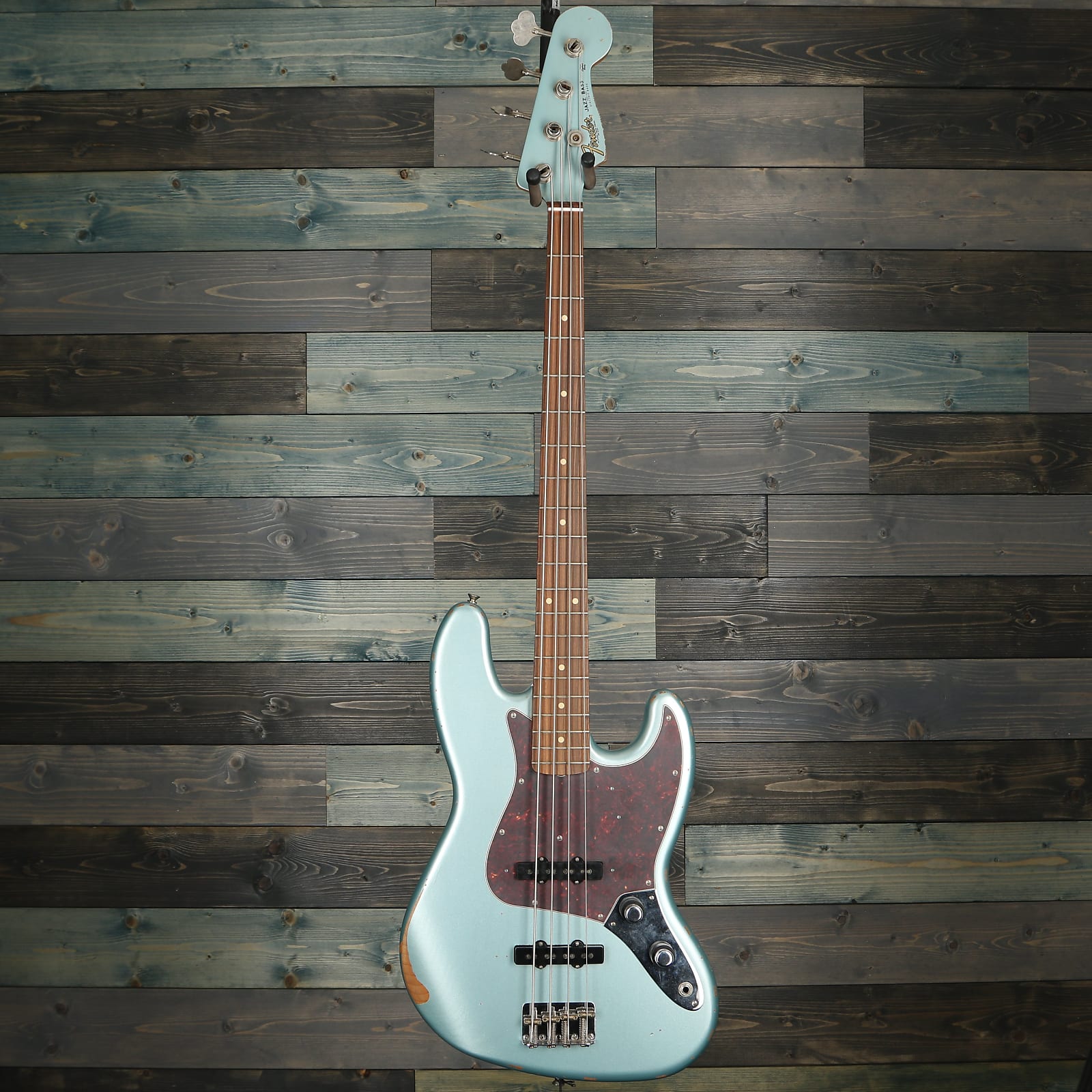 Fender 60th Anniversary Road Worn Jazz Bass Pau Ferro Fretboard Firemist Silver