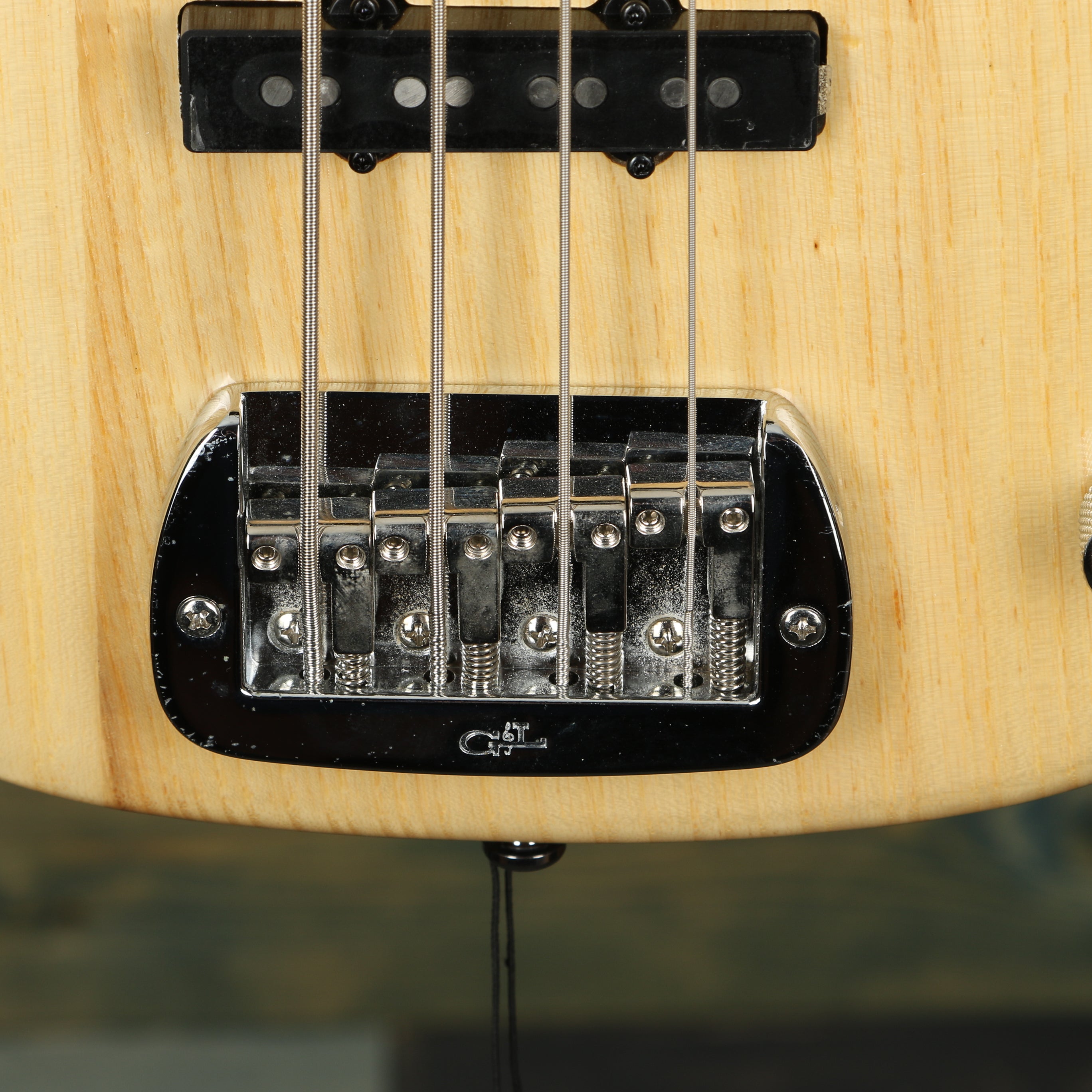 G&L Tribute JB-2 Bass Guitar - Natural Gloss