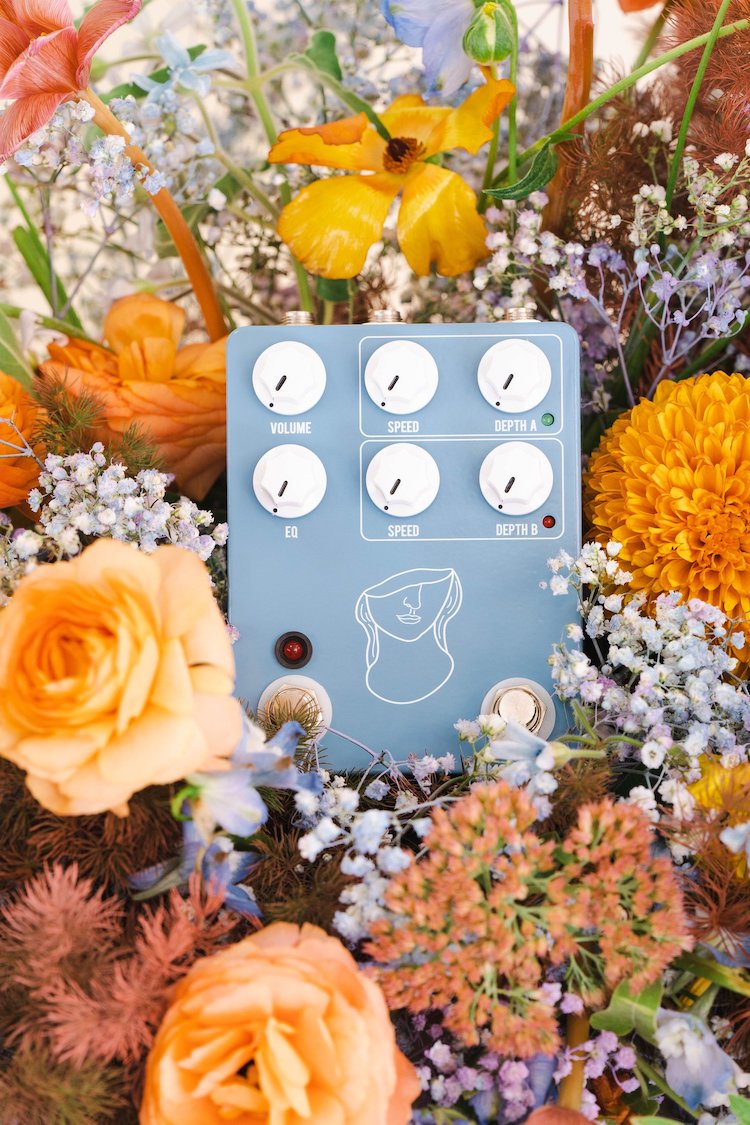 JHS Artificial Blonde Artist Signature Madison Cunningham Vibrato Pedal