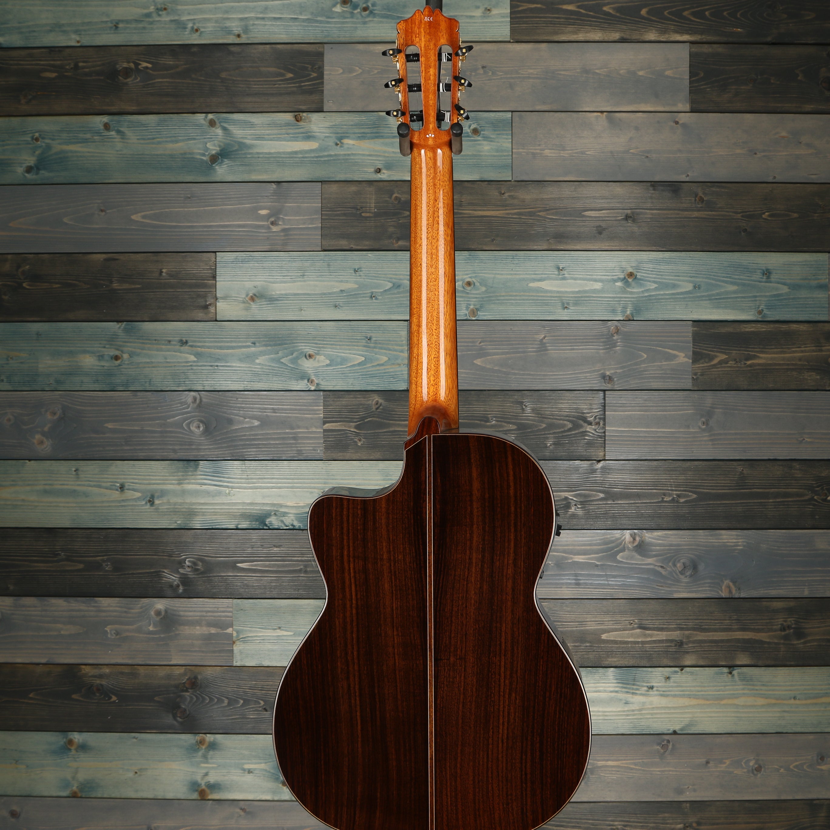 Cordoba GK Pro Negra Luthier All Solid Top